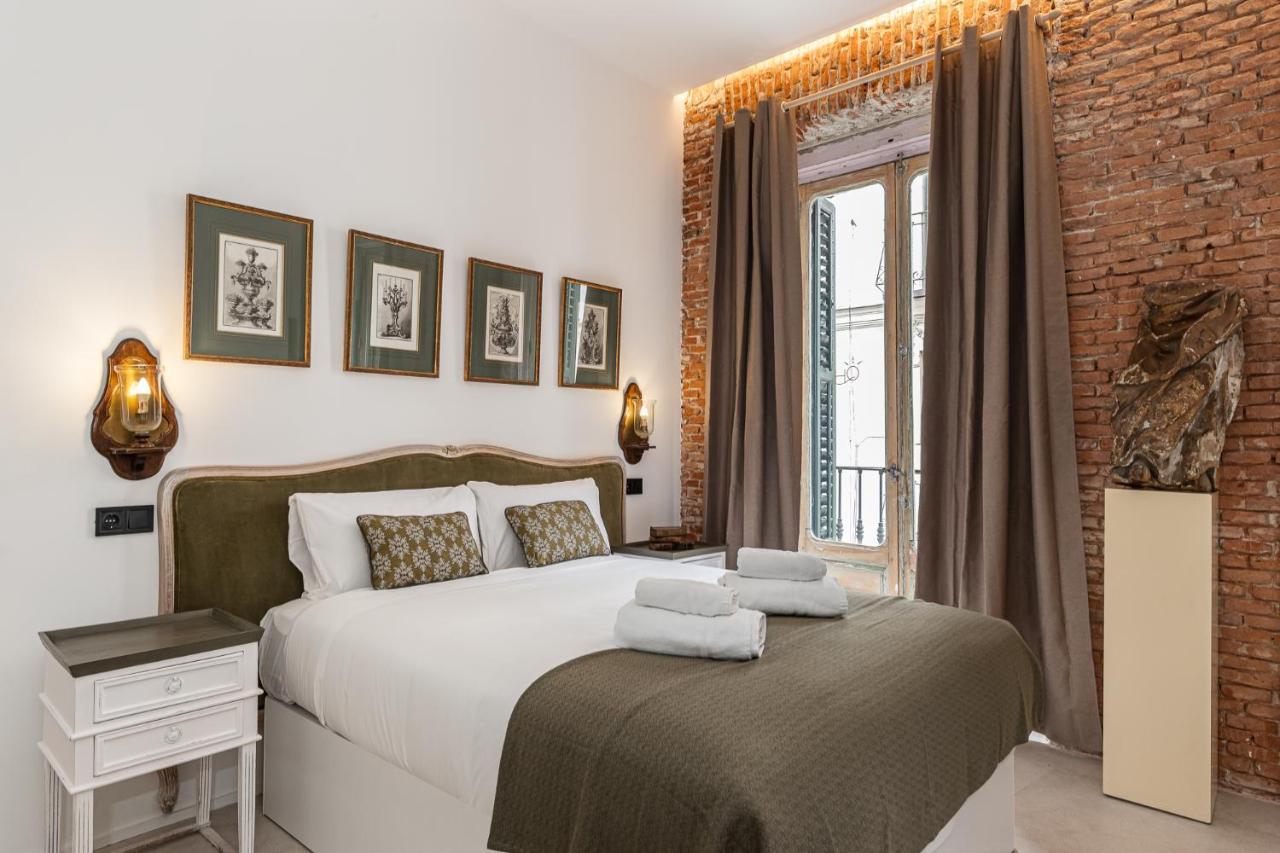 Queens House Chueca Madrid Exterior photo